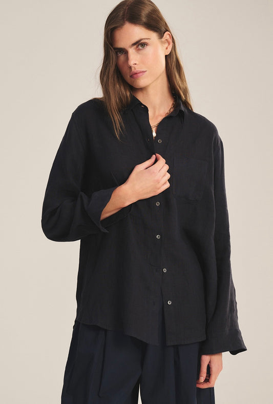 Kerri Buttondown