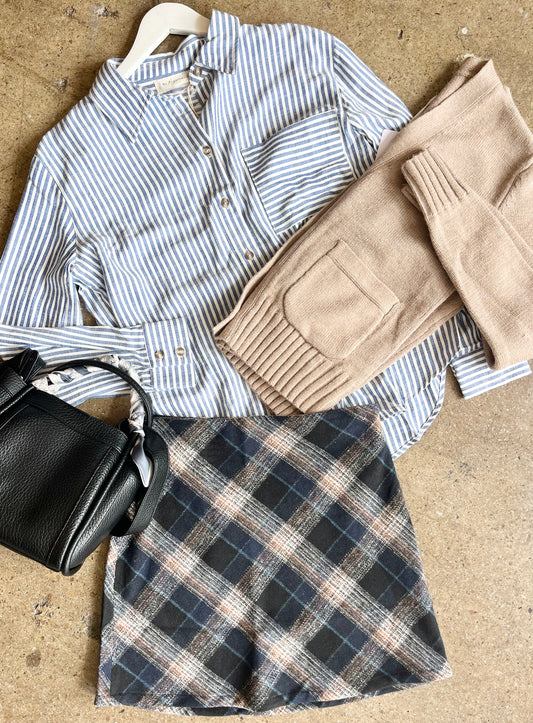 Andie Buttondown